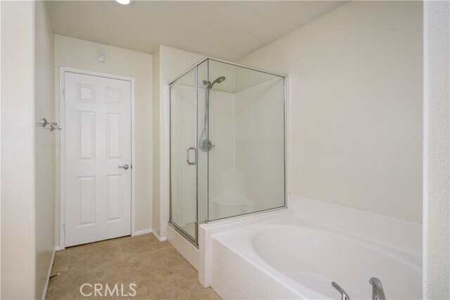 Building Photo - 16442 El Revino Dr