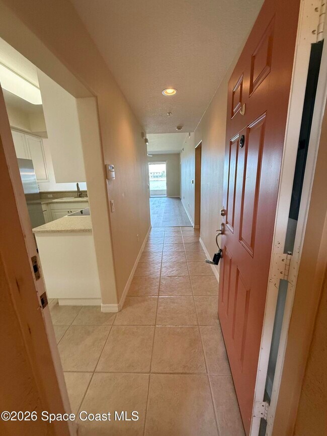 Building Photo - 6838 Toland Dr