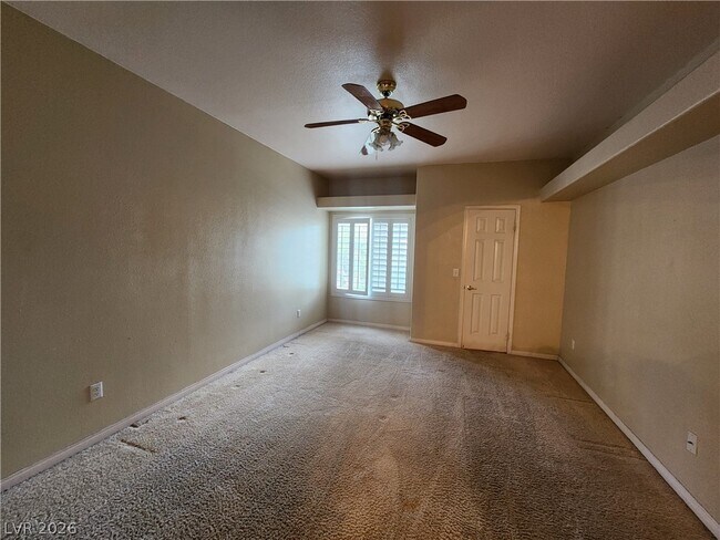 Building Photo - 509 Indian Bluff St