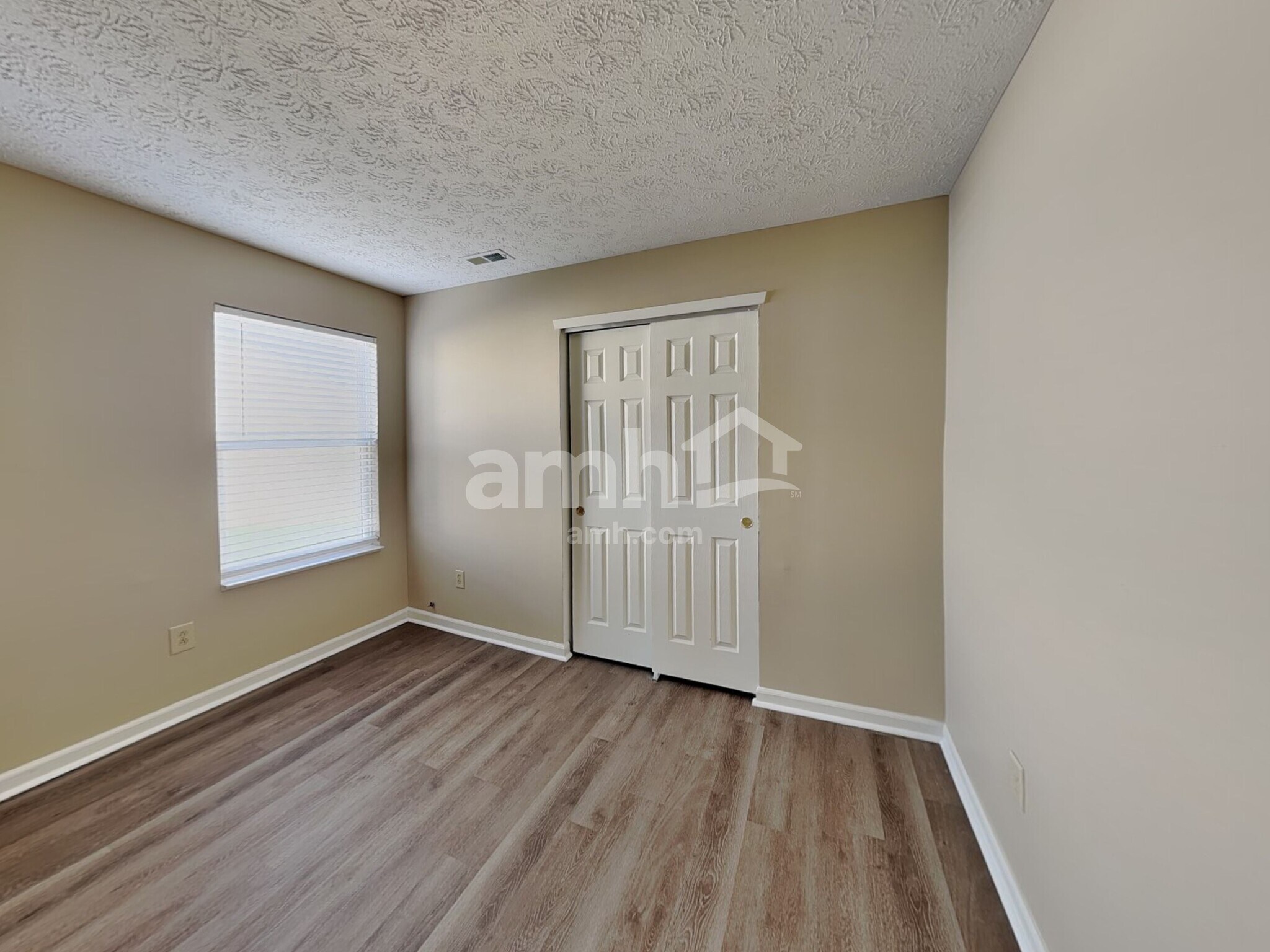 Building Photo - 2926 Limber Pine Dr