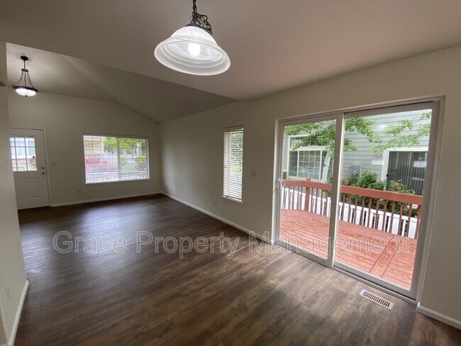 Building Photo - 14334 Craftsman Way