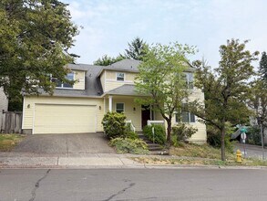 Building Photo - single house