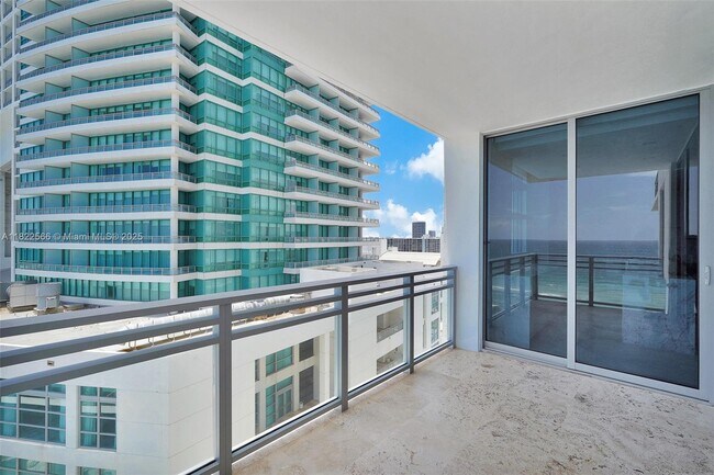 Building Photo - 3535 S Ocean Dr