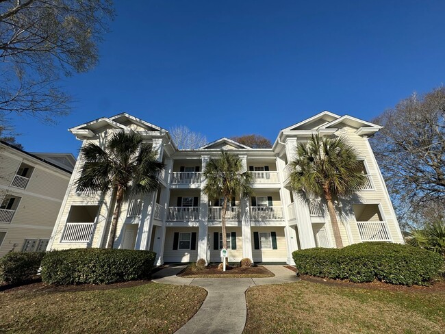 Primary Photo - River Oaks - 1 Bedroom / 1 Bathroom Condo