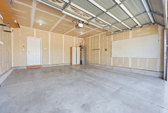 Building Photo - 1113 W Haworth