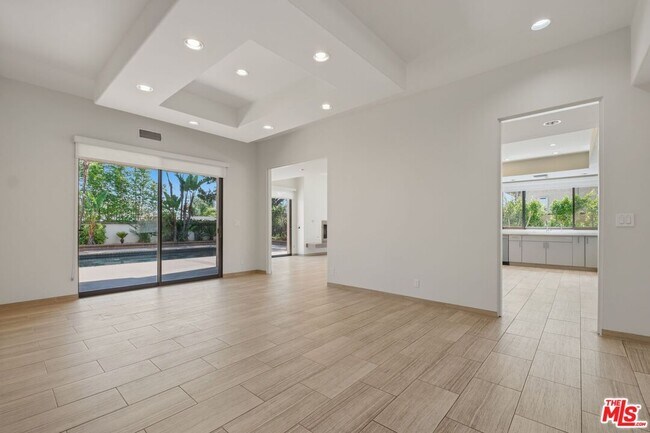 Building Photo - 2408 Venus Dr