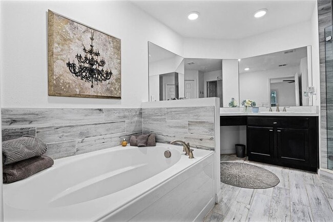 Building Photo - 10339 Castillo Ct