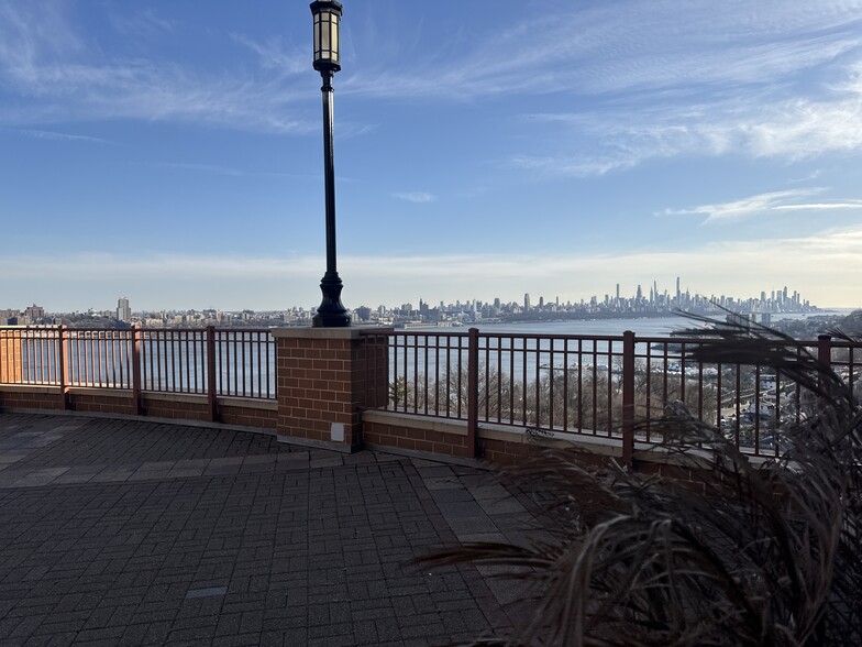 Patio with Views - 100 Old Palisade Rd