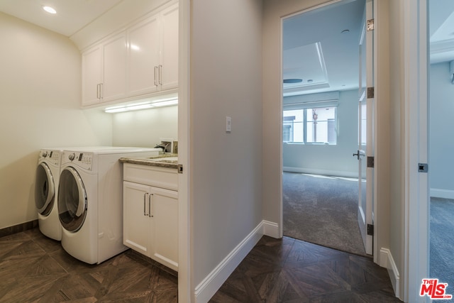 Building Photo - 810 S Catalina Ave