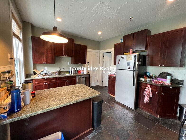 Primary Photo - 259 Washington St