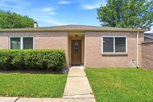 Building Photo - 7502 Addicks Clodine Rd