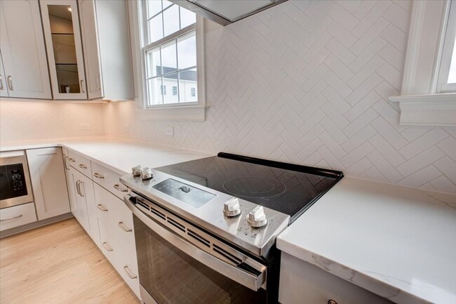 Building Photo - Brand New Construction Townhome in Norton Commons