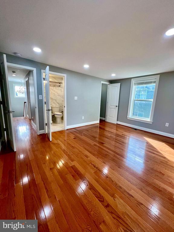 Building Photo - 620 Notabene Dr