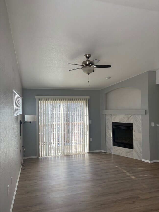 Building Photo - 3002 W Elizabeth St