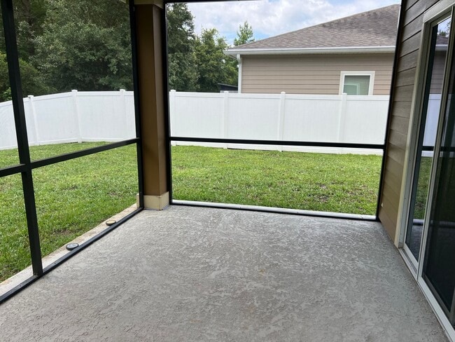 Building Photo - Spacious 5-Bedroom Home with Lawn Care Included!