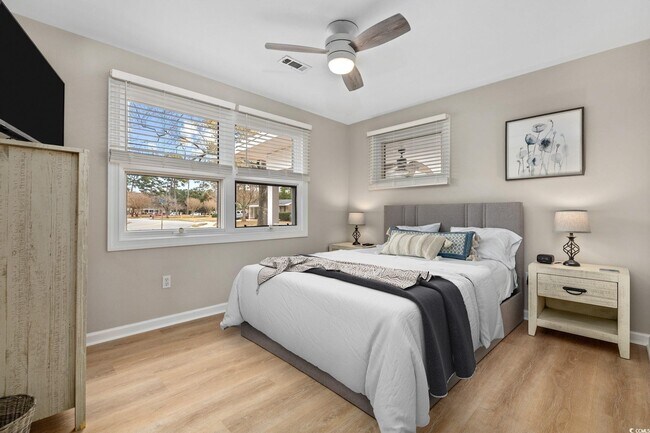 Building Photo - 583 Mockingbird Ave