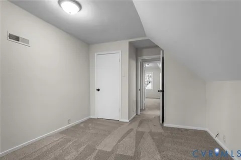 Building Photo - 2507 N Cropper Ct