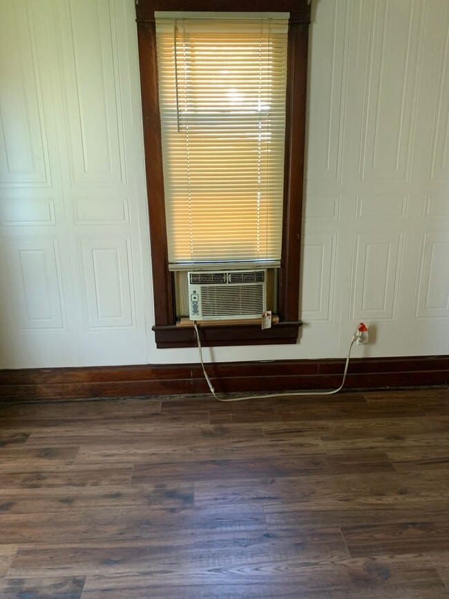 Building Photo - 1241 South St