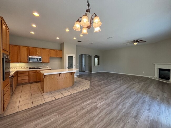Building Photo - 9337 Oreo Ranch Cir