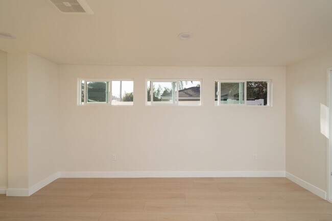 Building Photo - 1411 S Eighth Ave