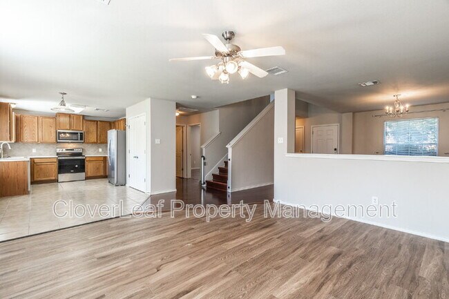 Building Photo - 104 Rattlesnake Way