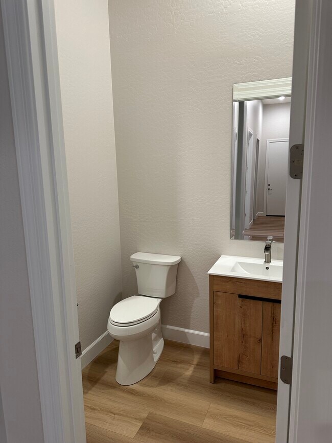 Building Photo - 42107 N Mountain Cove Dr