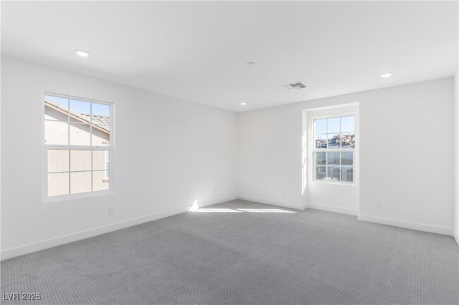 Building Photo - 2611 Aversa St