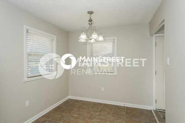 Building Photo - 4 Bedroom Pet-Friendly Home in JEFFERSONVILLE, IN with Main Street Renewal