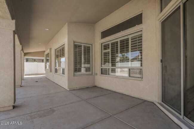 Building Photo - 6530 E Montreal Pl