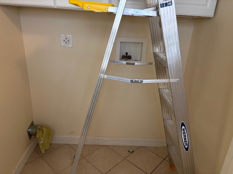 Building Photo - 3 Cottage St