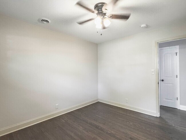 Building Photo - 1884 Pardue Dr