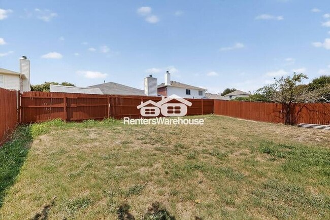 Building Photo - Completely Decked Out 2 Story 4 Bed Home