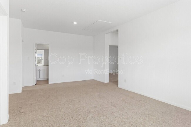 Building Photo - 31821 Nimbus Dr