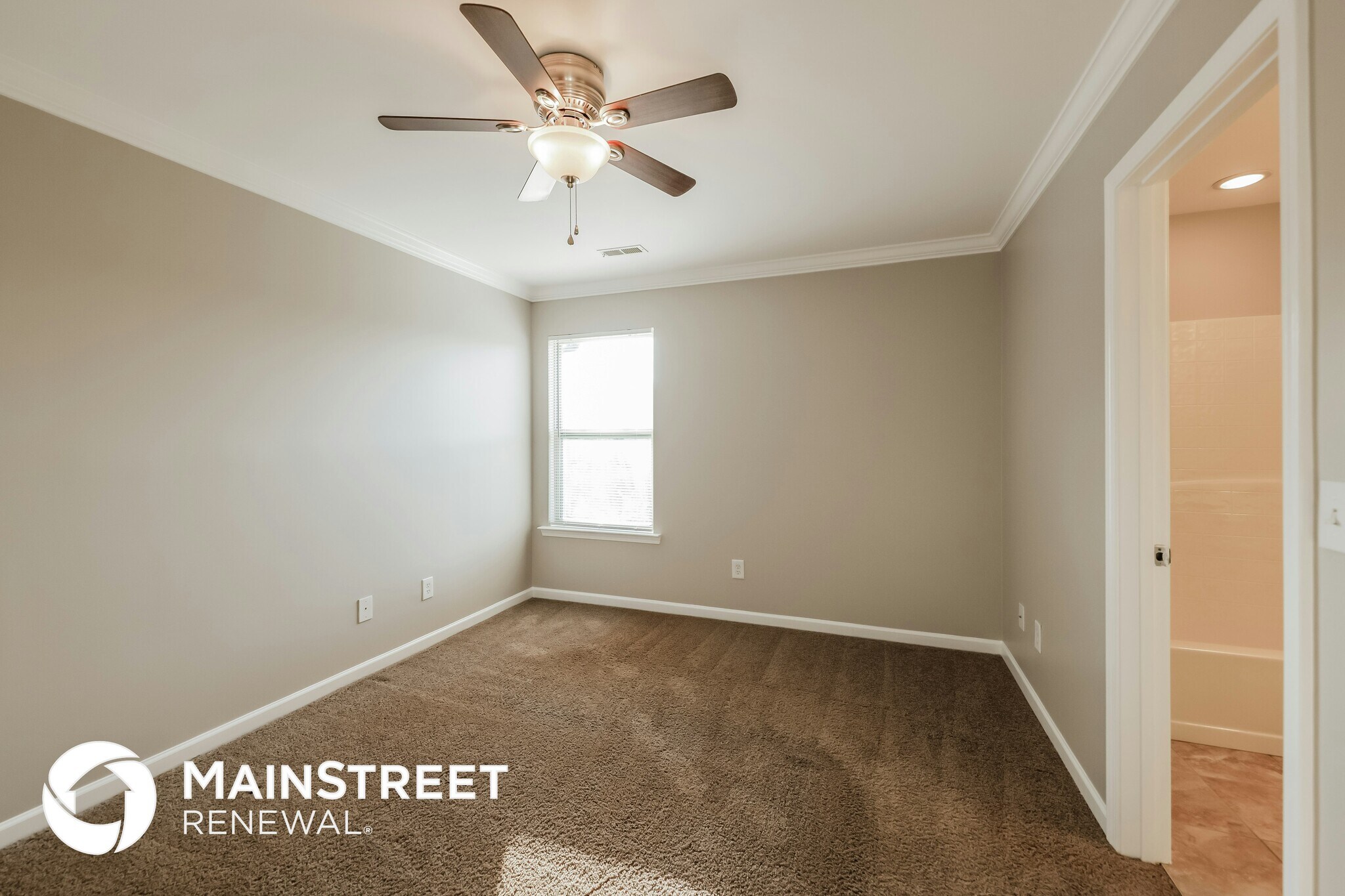 Building Photo - 140 Blackberry Cv