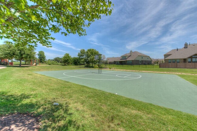 Building Photo - 4423 Meadowside Ln