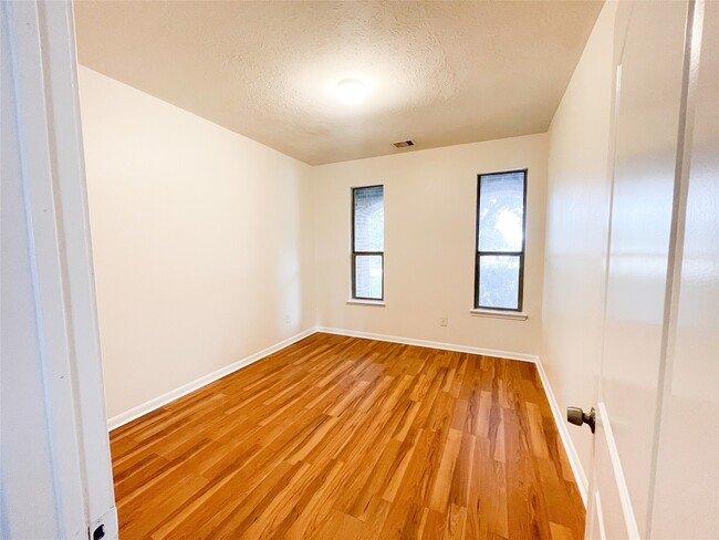 Building Photo - 18507 Morgans Forest Ln