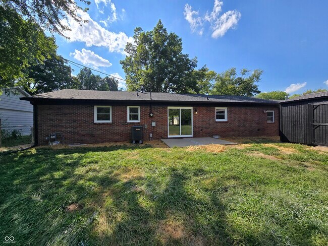 Building Photo - 2115 Dawnshire Dr