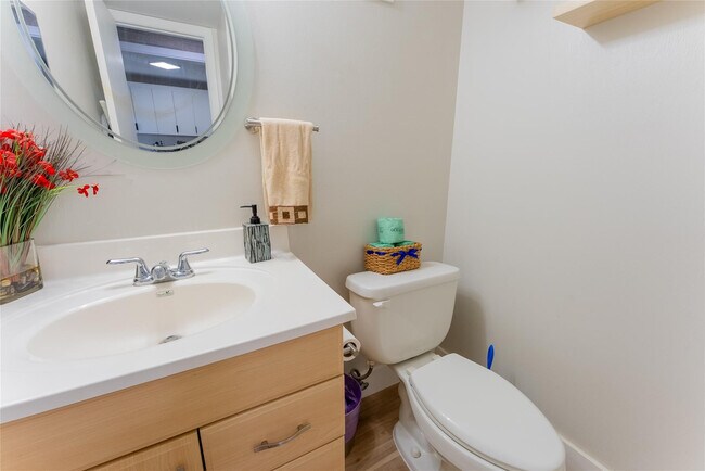 Building Photo - 8900 Washington St