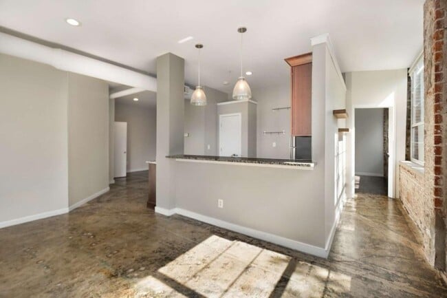 Building Photo - 800 Peachtree St NE