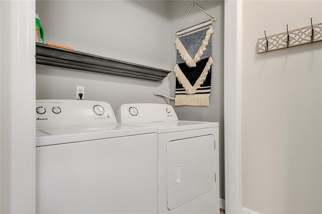 Building Photo - 1817 Hardman Ln