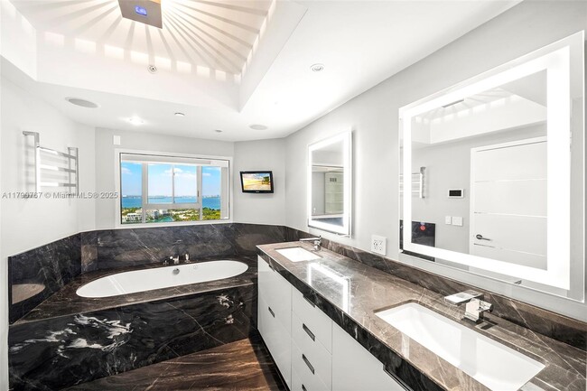 Building Photo - 4779 Collins Ave