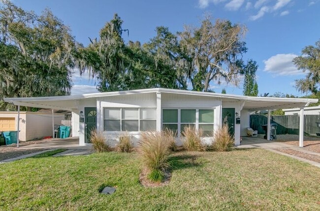 Building Photo - 1239 Virginia Dr
