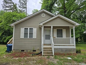 Building Photo - !!!!300 Off Rent!!! Available Now! Great Durham location newly remodeled. Single family home.