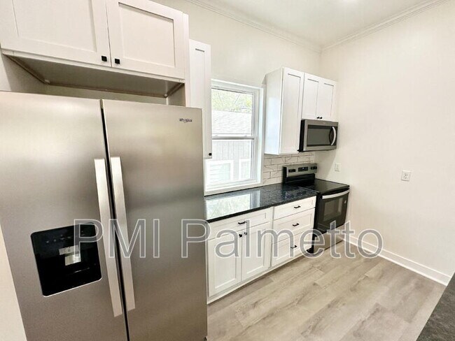 Building Photo - 1121 Zeigler St