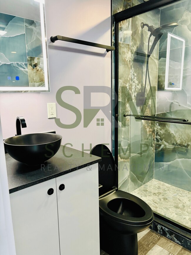 Building Photo - 2722 Portland Ave