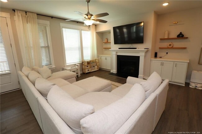 Building Photo - 2151 Maggie Vly Dr