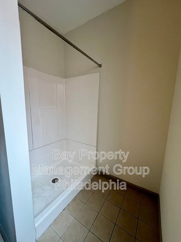 Building Photo - 1631 Edgley St