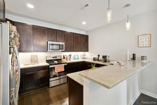 Building Photo - 5662 Arbor Chase Dr