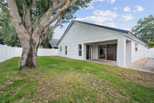 Building Photo - 2743 Stanwood Dr