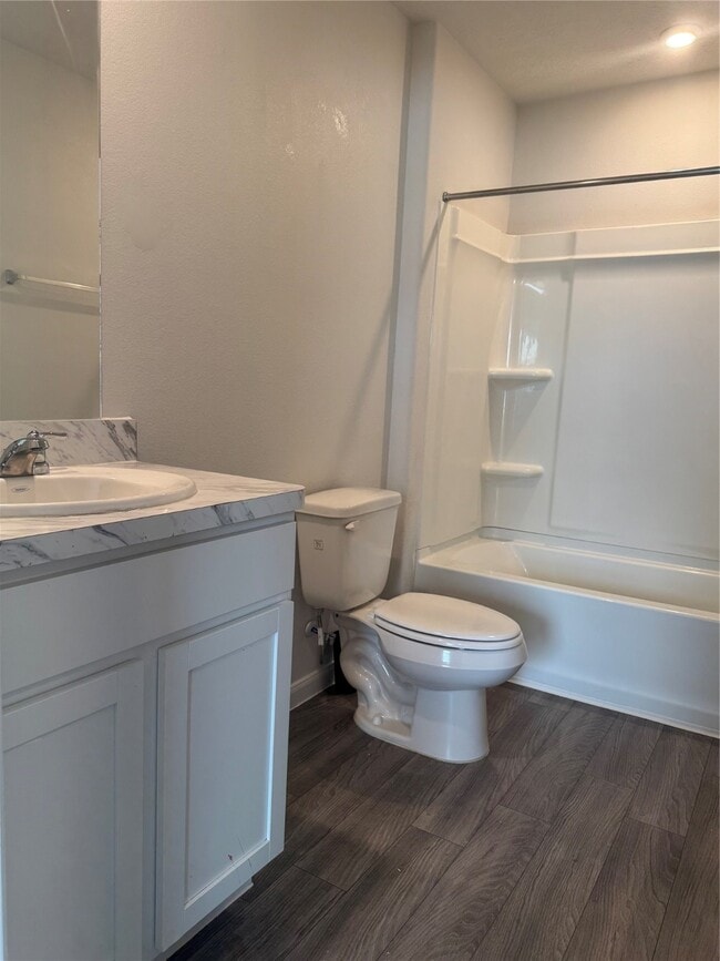 Building Photo - 68 Rd 51026